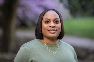 Headshot of Shantia Thomas